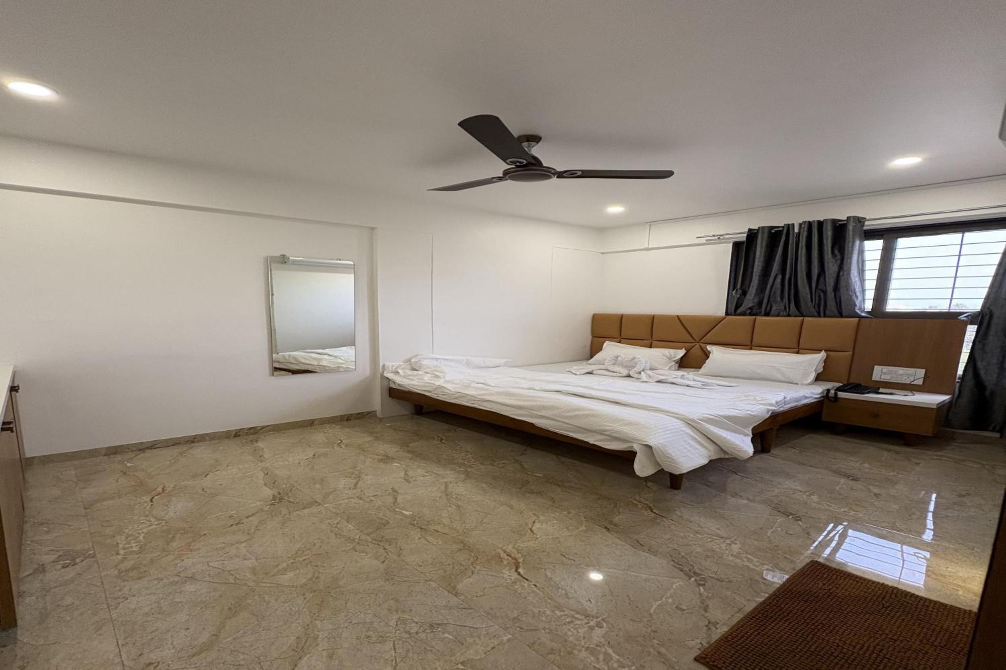 Hotel Ruchi Executive ساتارا المظهر الخارجي الصورة